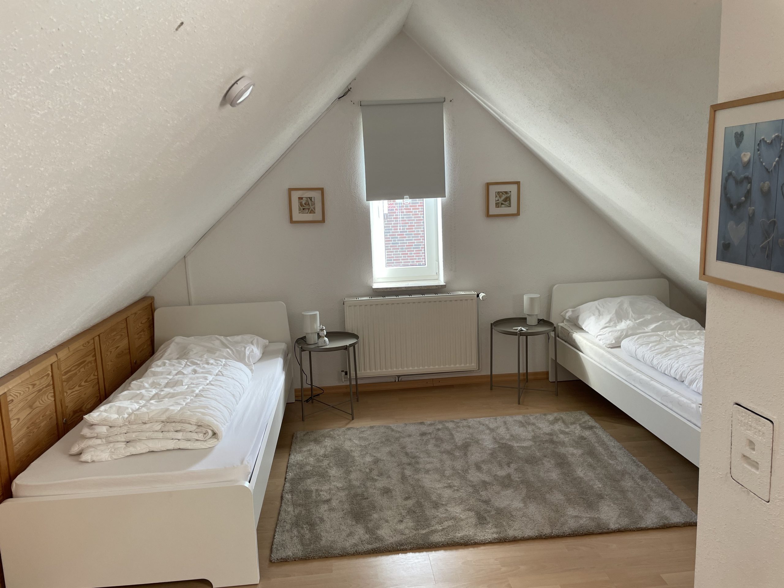 Carolinensiel-Fewo-Dachzimmer